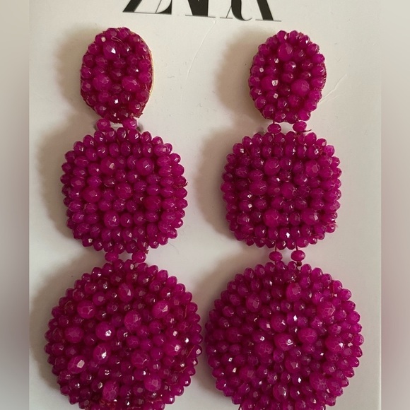 NWT. Zara Fuchsia Long Metal Earrings with Colored Beads. - Picture 5 of 7